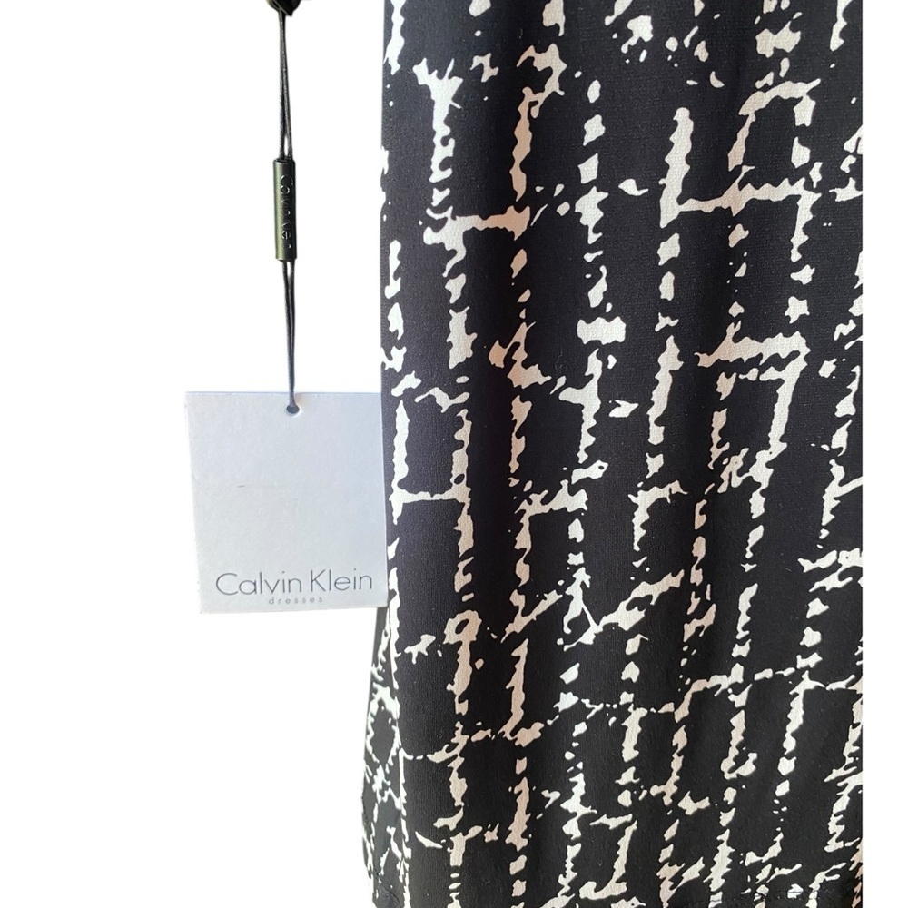 Calvin Klein Black and White Long Sleeve Faux Wrap Dress. Size 12 - Picture 3 of 13